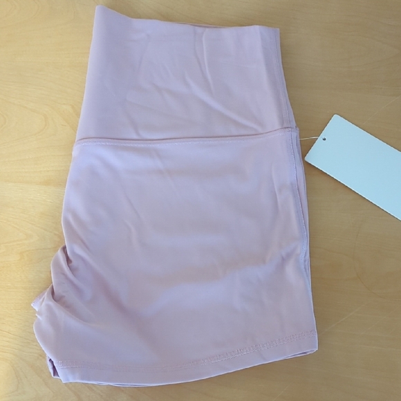 lululemon Align High-Rise Short 4" Brand New - Picture 7 of 14